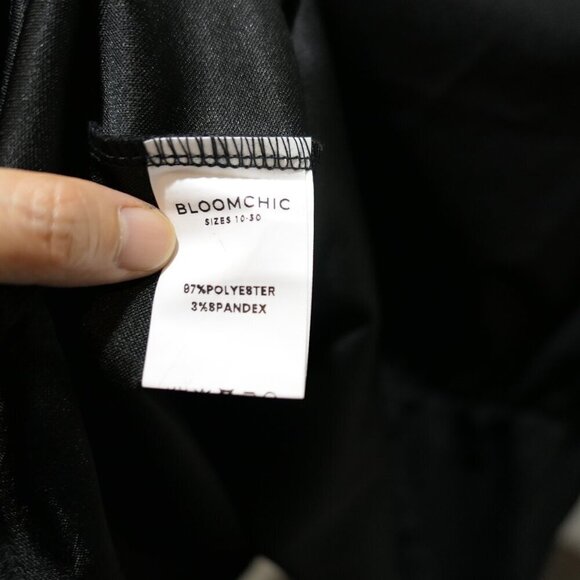 BloomChic Plus Size 3XL Square Neck Waist Tab Gathered Blouse us size 22 - Picture 8 of 9